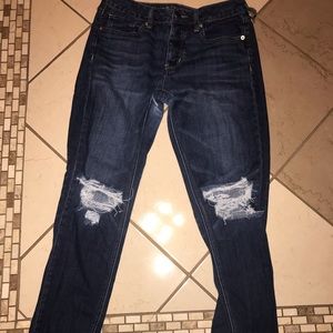 Mid rise tomgirl jeans